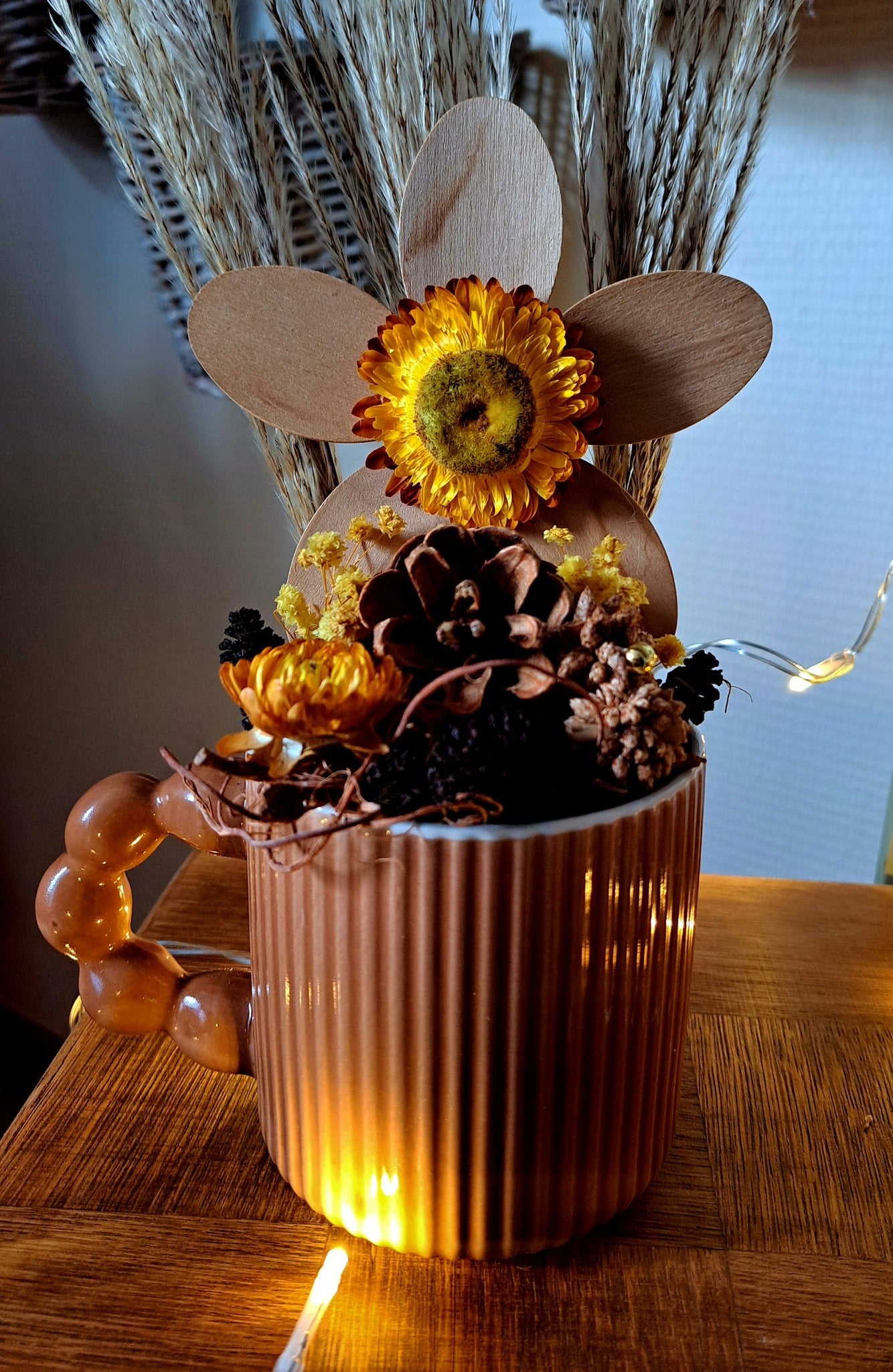 composition florale & fleur de bois immortelle orange