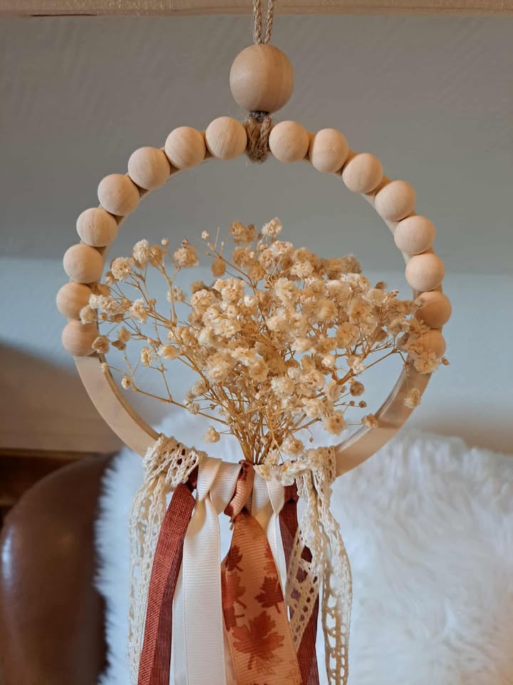 Couronne suspension perle de bois